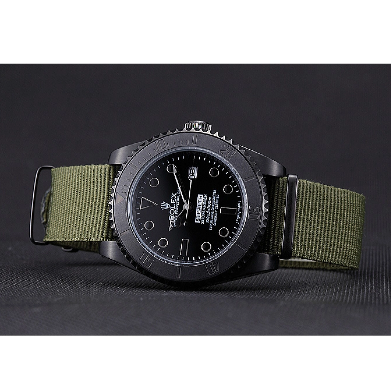 Aaa replica Rolex 621995 Stealth Submariner Olive 0824